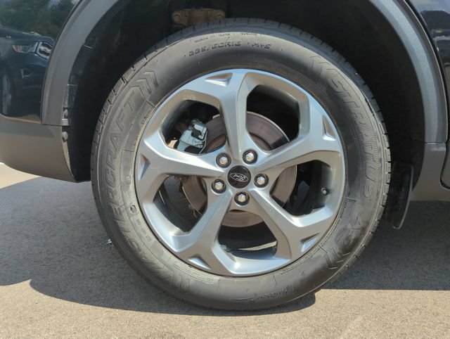 Certified 2025 Ford Escape ST-Line AWD/4WD image 12
