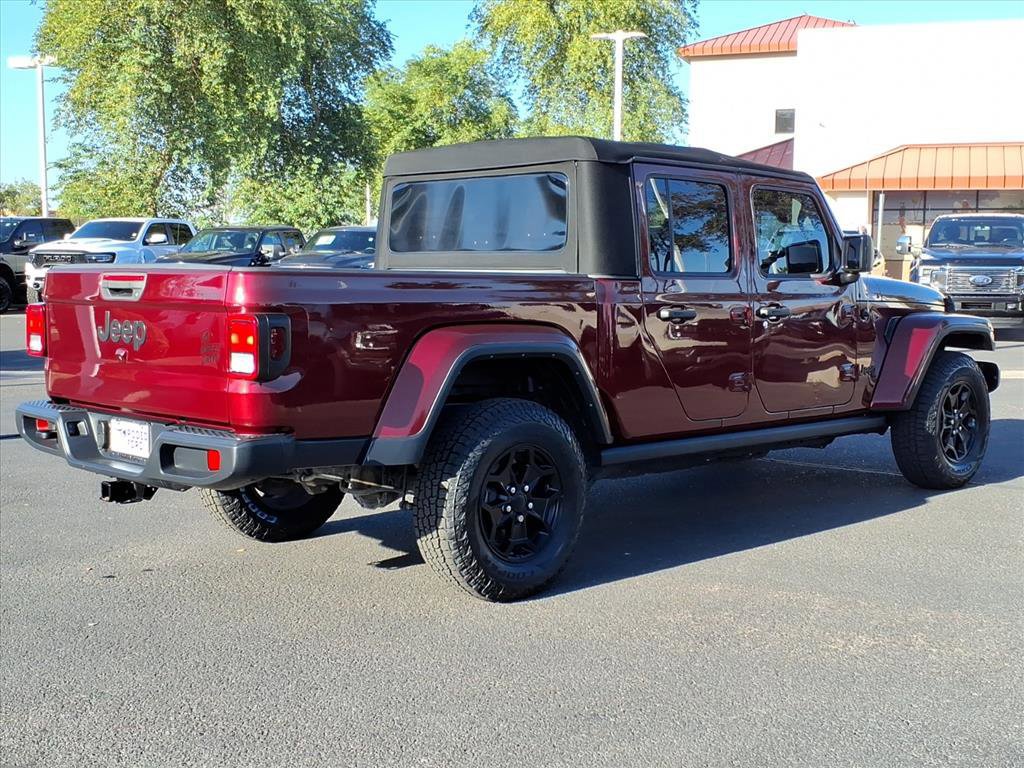 Used 2022 Jeep Gladiator Willys image 4