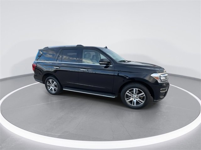 Certified 2022 Ford Expedition Limited image 3