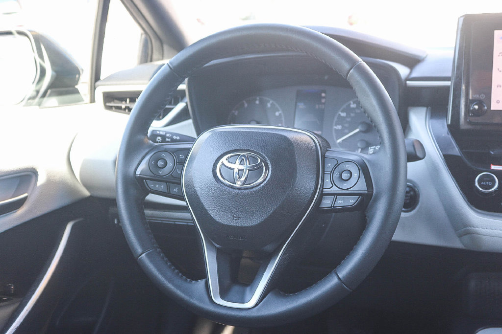 Used 2025 Toyota Corolla SE FWD image 48