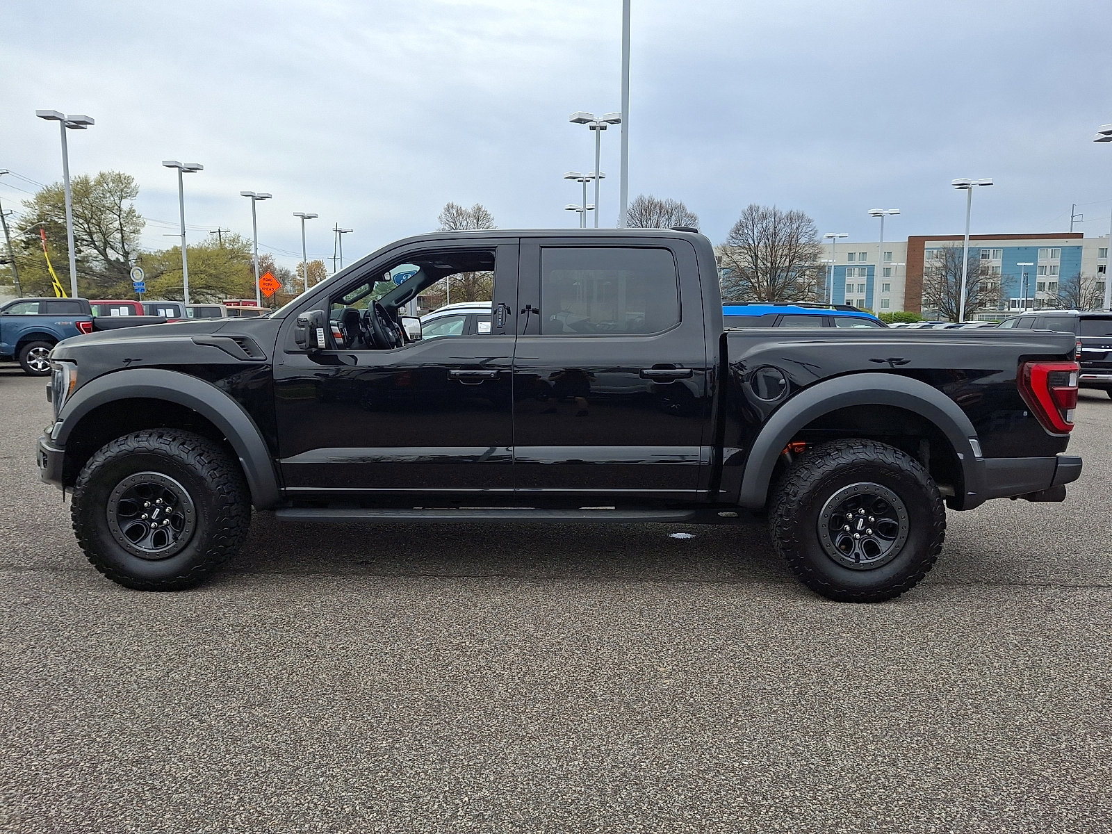 Certified 2021 Ford F150 Raptor w/ Equipment Group 801A High image 3