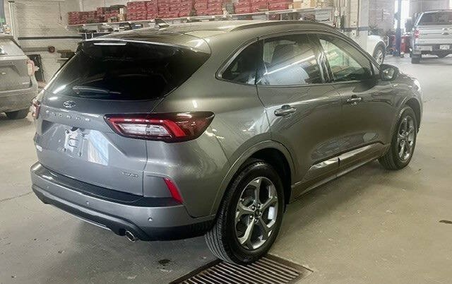 Certified 2024 Ford Escape ST-Line w/ Tech Pack #1 AWD/4WD image 6
