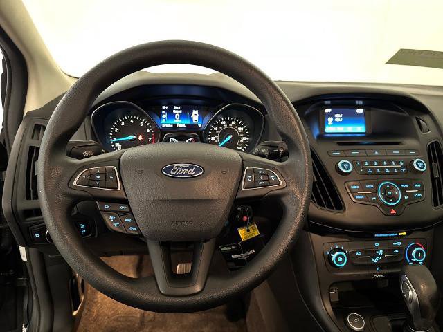 Certified 2017 Ford Focus SE image 11