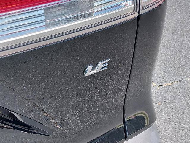 Used 2023 Toyota Corolla Cross LE FWD image 16