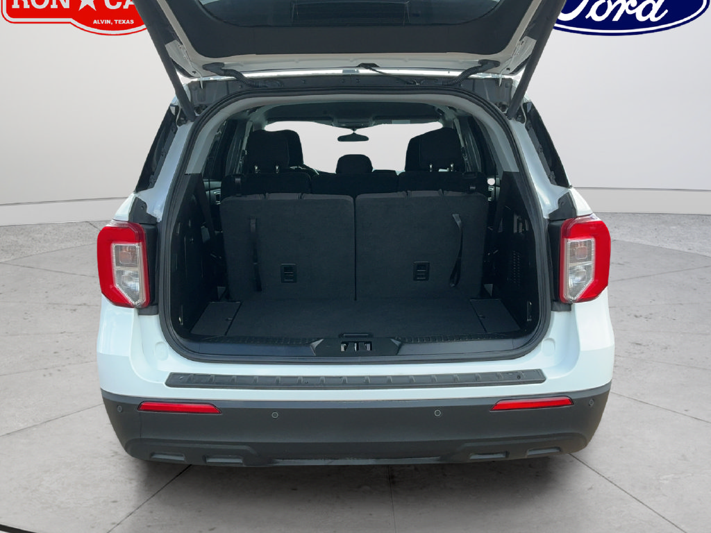 Certified 2021 Ford Explorer XLT RWD image 21