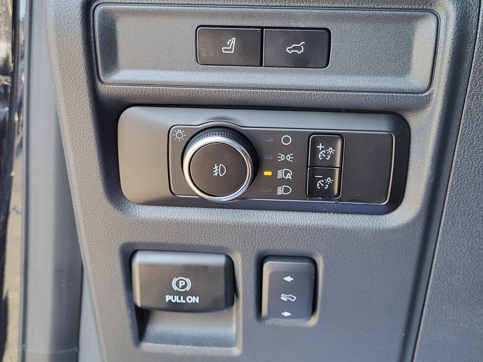 Certified 2023 Ford Expedition Limited image 25