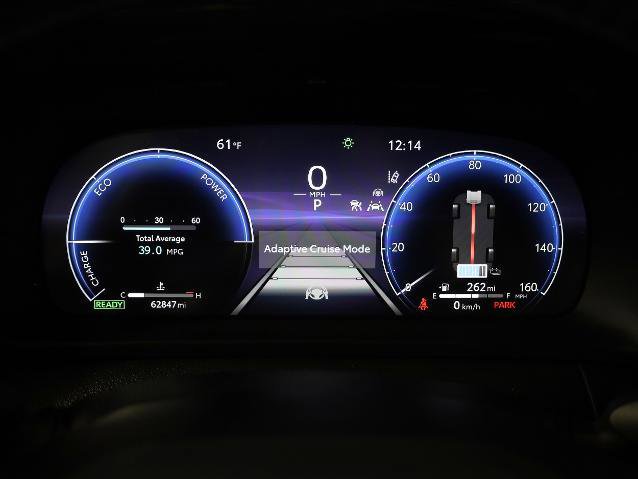 Used 2023 Toyota Crown XLE image 13