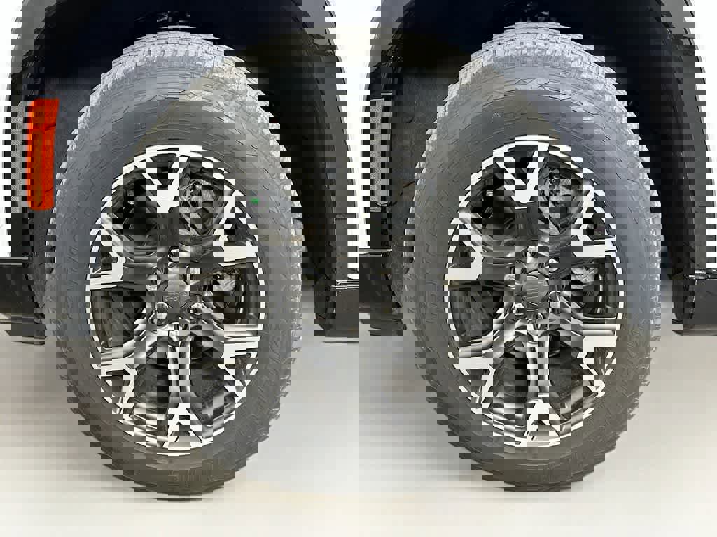 Used 2023 Jeep Wagoneer Series III w/ Preferred Equipment Group image 11