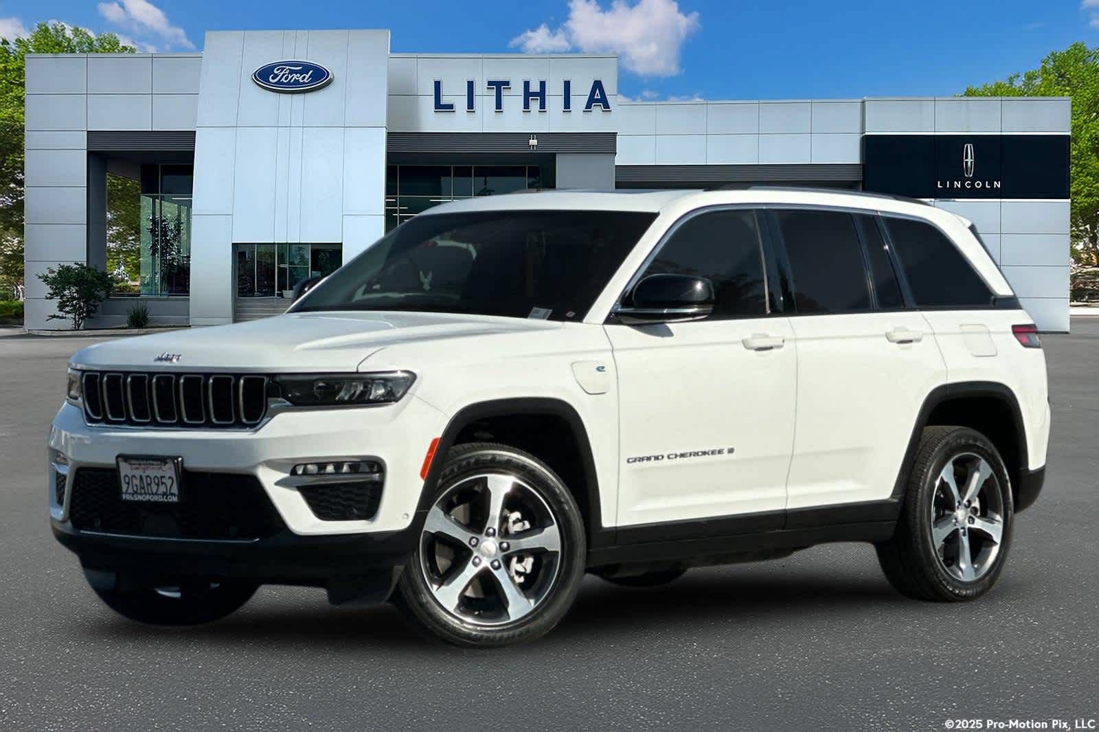 Used 2023 Jeep Grand Cherokee 4WD 4xe w/ Luxury Tech Group II
