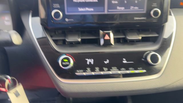 Used 2022 Toyota Corolla LE image 15