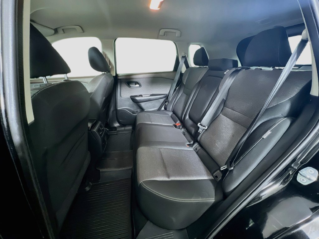 Used 2021 Nissan Rogue SV AWD/4WD image 25