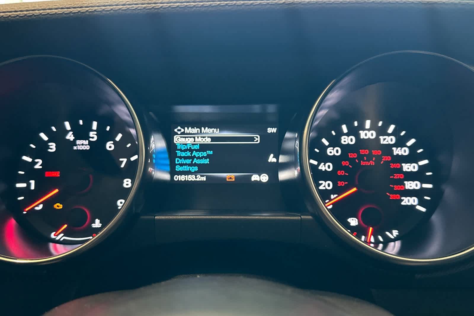 Certified 2020 Ford Mustang Shelby GT350 w/ Technology Package RWD image 28