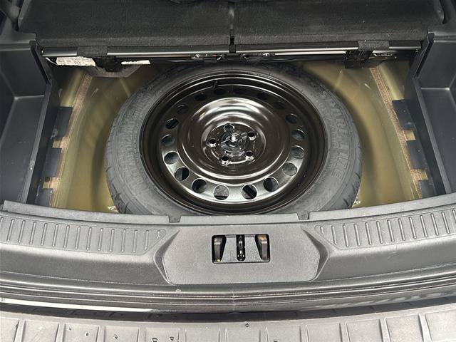 Certified 2025 Ford Explorer Active AWD/4WD image 30