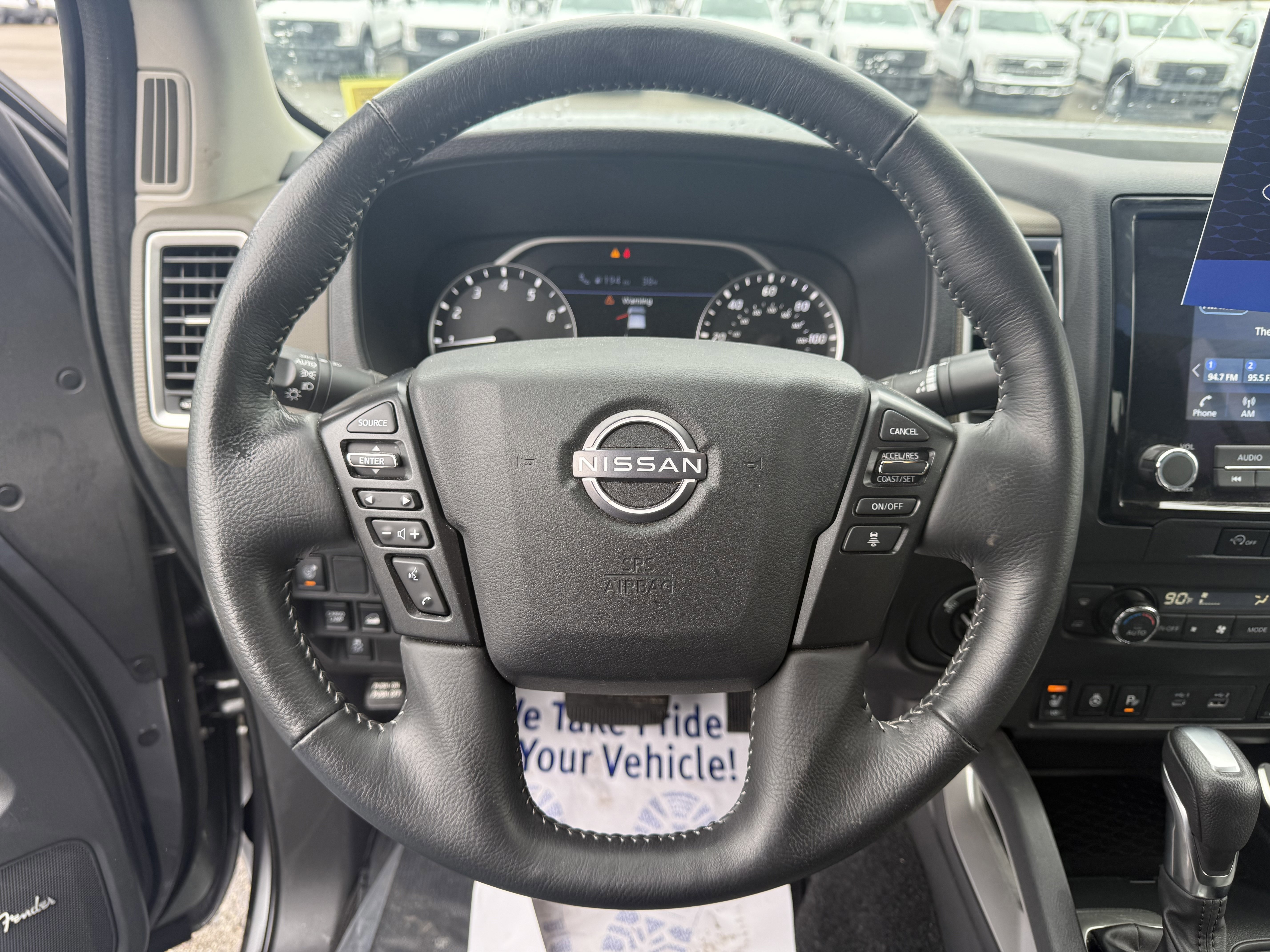 Used 2023 Nissan Frontier SV w/ SV Convenience Package image 12