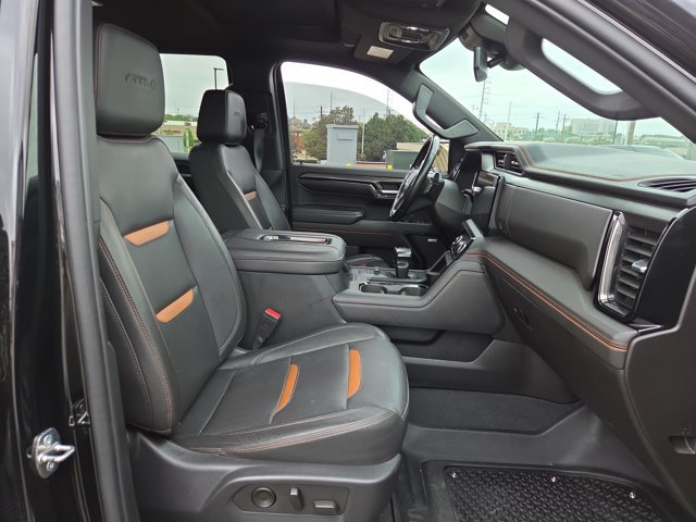 Used 2022 GMC Sierra 1500 AT4 w/ AT4 Preferred Package AWD/4WD image 16