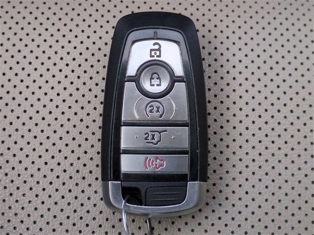 Certified 2021 Ford Escape Titanium image 29