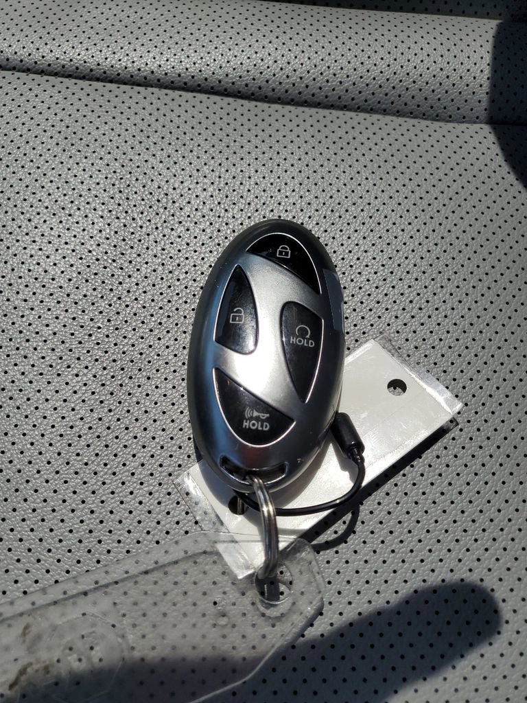 Used 2024 Hyundai Elantra Limited FWD image 32