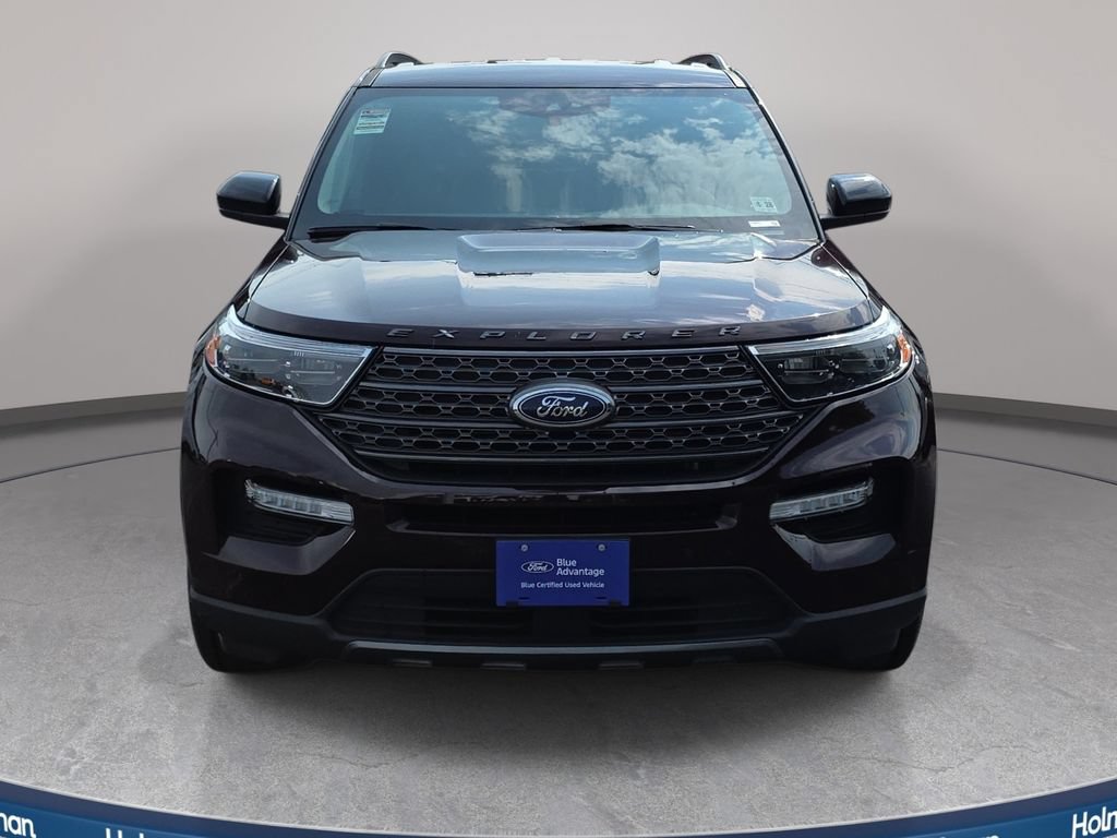 Certified 2023 Ford Explorer XLT w/ Equipment Group 202A AWD/4WD image 2