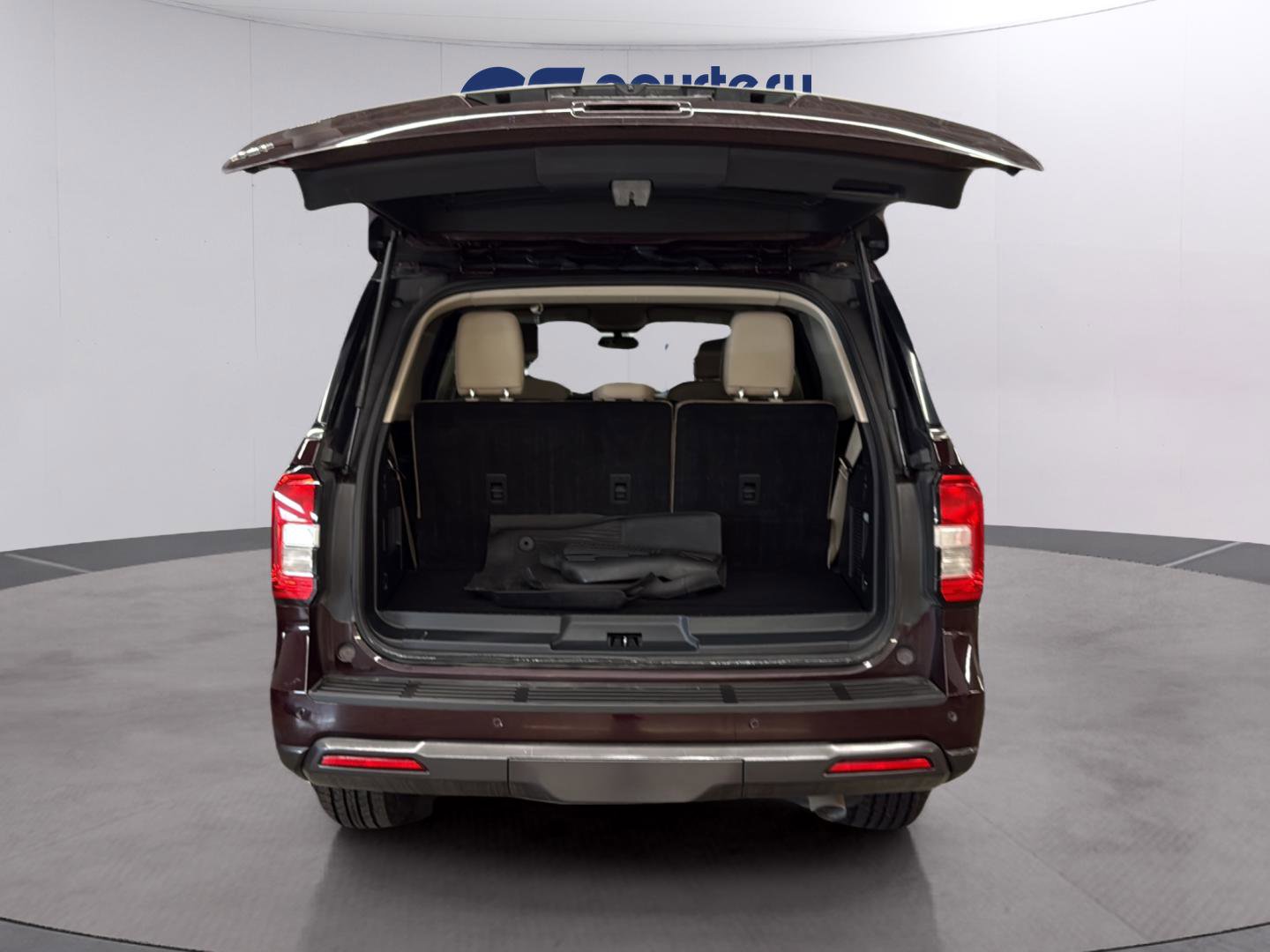 Certified 2023 Ford Expedition XLT AWD/4WD image 9