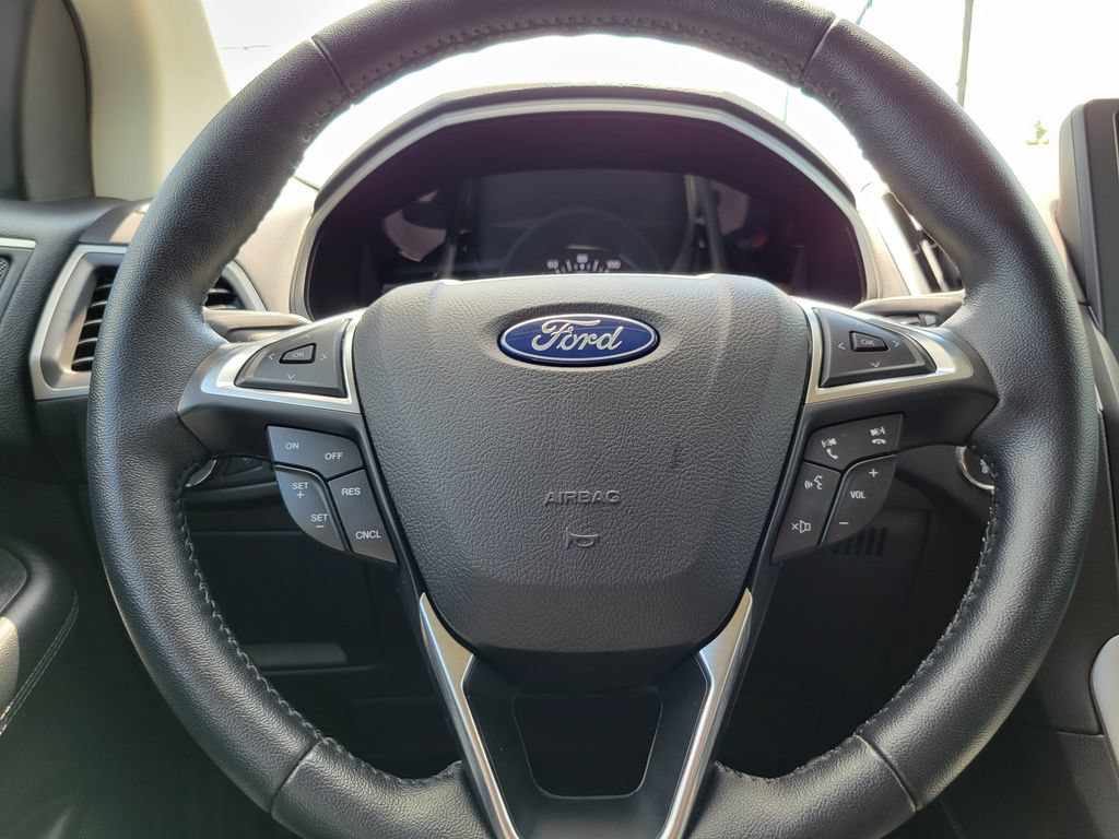 Certified 2023 Ford Edge SEL w/ Convenience Package AWD/4WD image 12