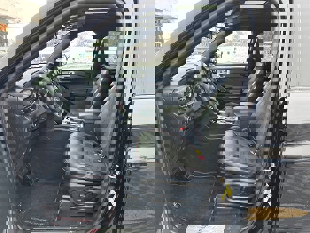 Certified 2023 Ford Explorer ST-Line w/ Class IV Trailer Tow Package image 13