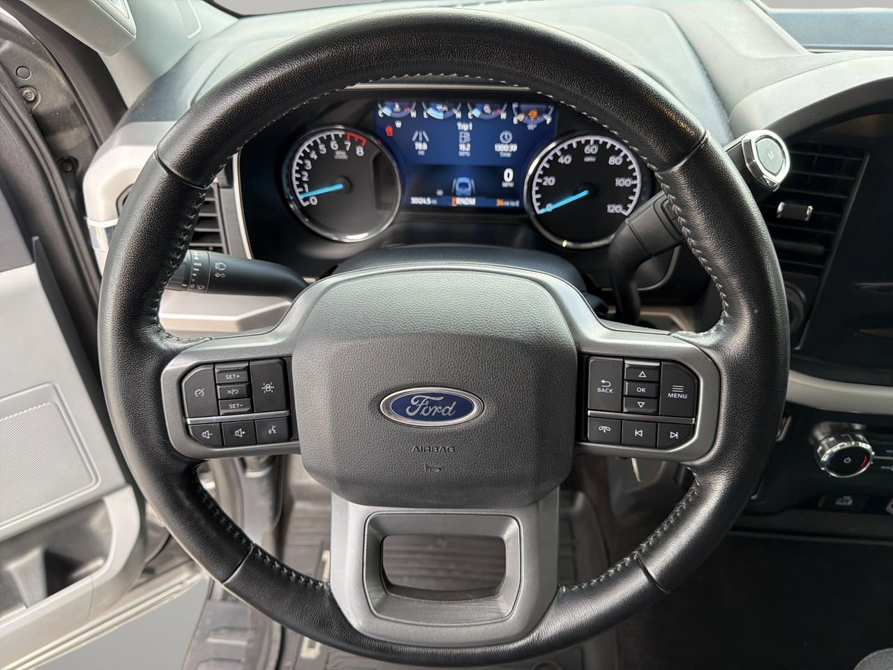 Certified 2022 Ford F150 XLT w/ Equipment Group 301A Mid RWD image 26