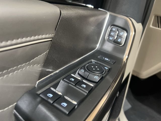Certified 2025 Ford F250 Platinum w/ Platinum Plus Package AWD/4WD image 23