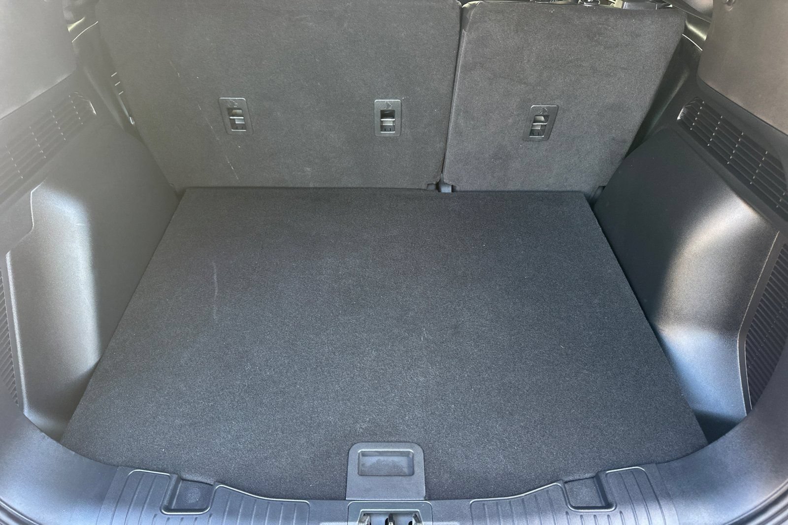 Certified 2025 Ford Escape SE FWD image 17