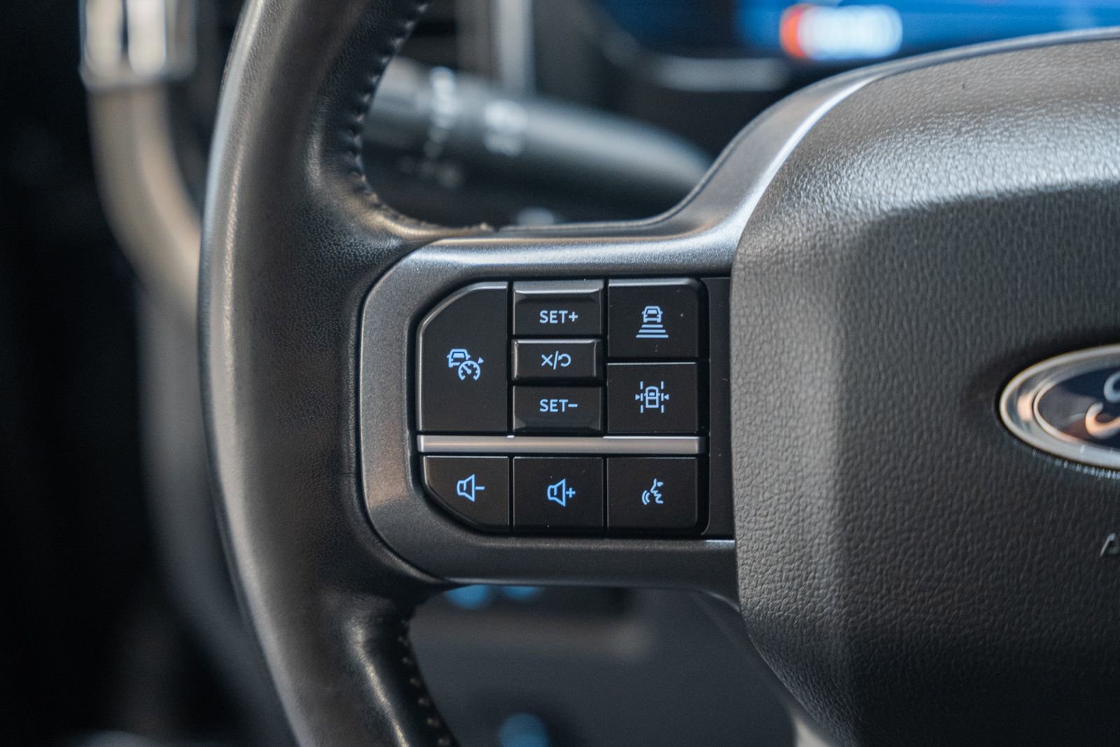 Certified 2024 Ford F250 Lariat w/ Lariat Ultimate Package image 41