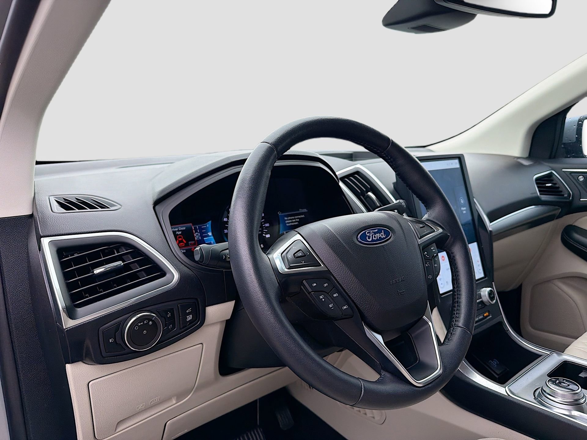 Certified 2023 Ford Edge Titanium AWD/4WD image 13