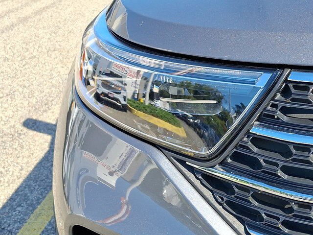 Certified 2023 Ford Explorer XLT w/ Equipment Group 202A AWD/4WD image 19