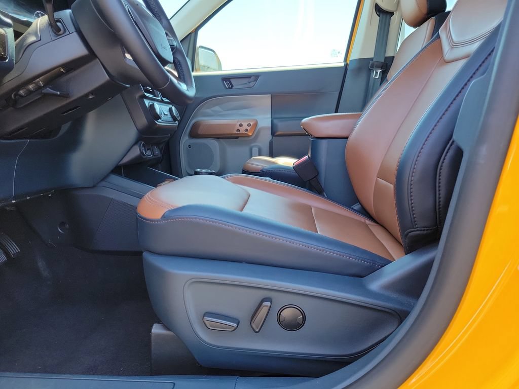 Certified 2023 Ford Maverick Lariat w/ Lariat Luxury Package FWD image 19