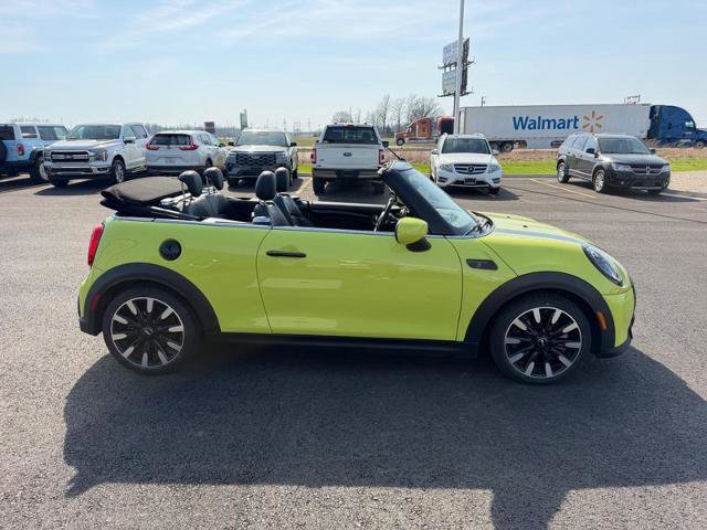 Used 2024 MINI Cooper S image 4