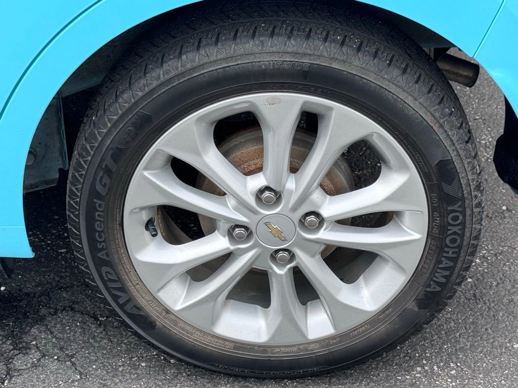 Used 2021 Chevrolet Spark LT image 38