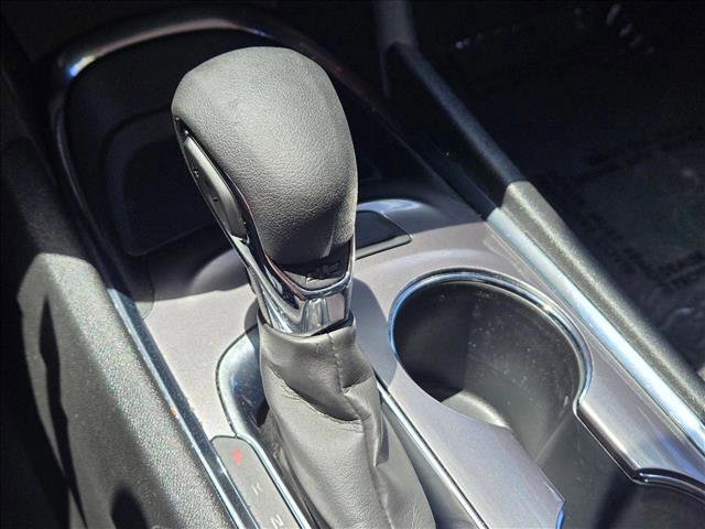 Used 2023 Chevrolet Malibu LT FWD image 12