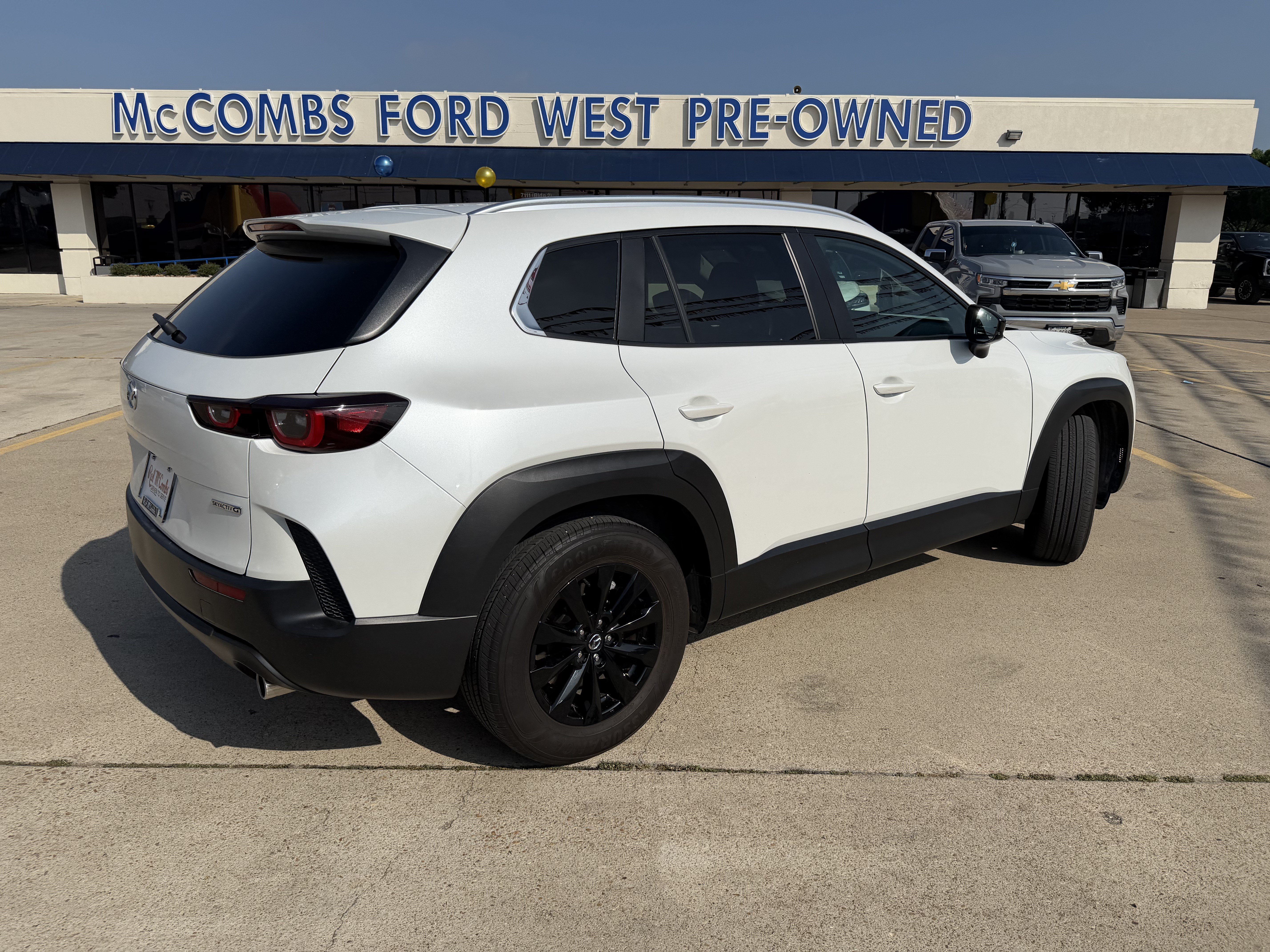 Used 2025 MAZDA CX-50 AWD 2.5 S w/ Preferred Package image 5