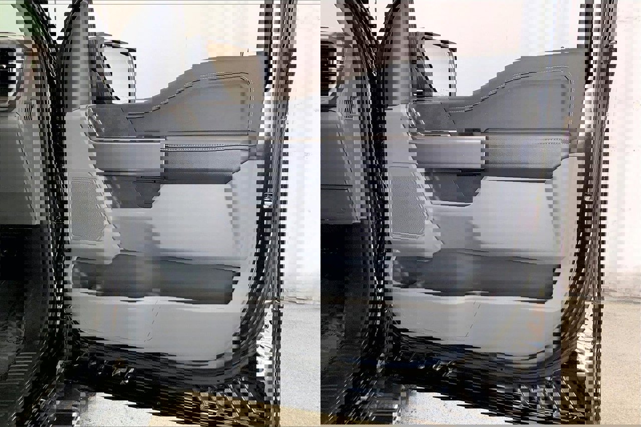 Certified 2025 Ford F150 XLT w/ Equipment Group 301A Standard image 26