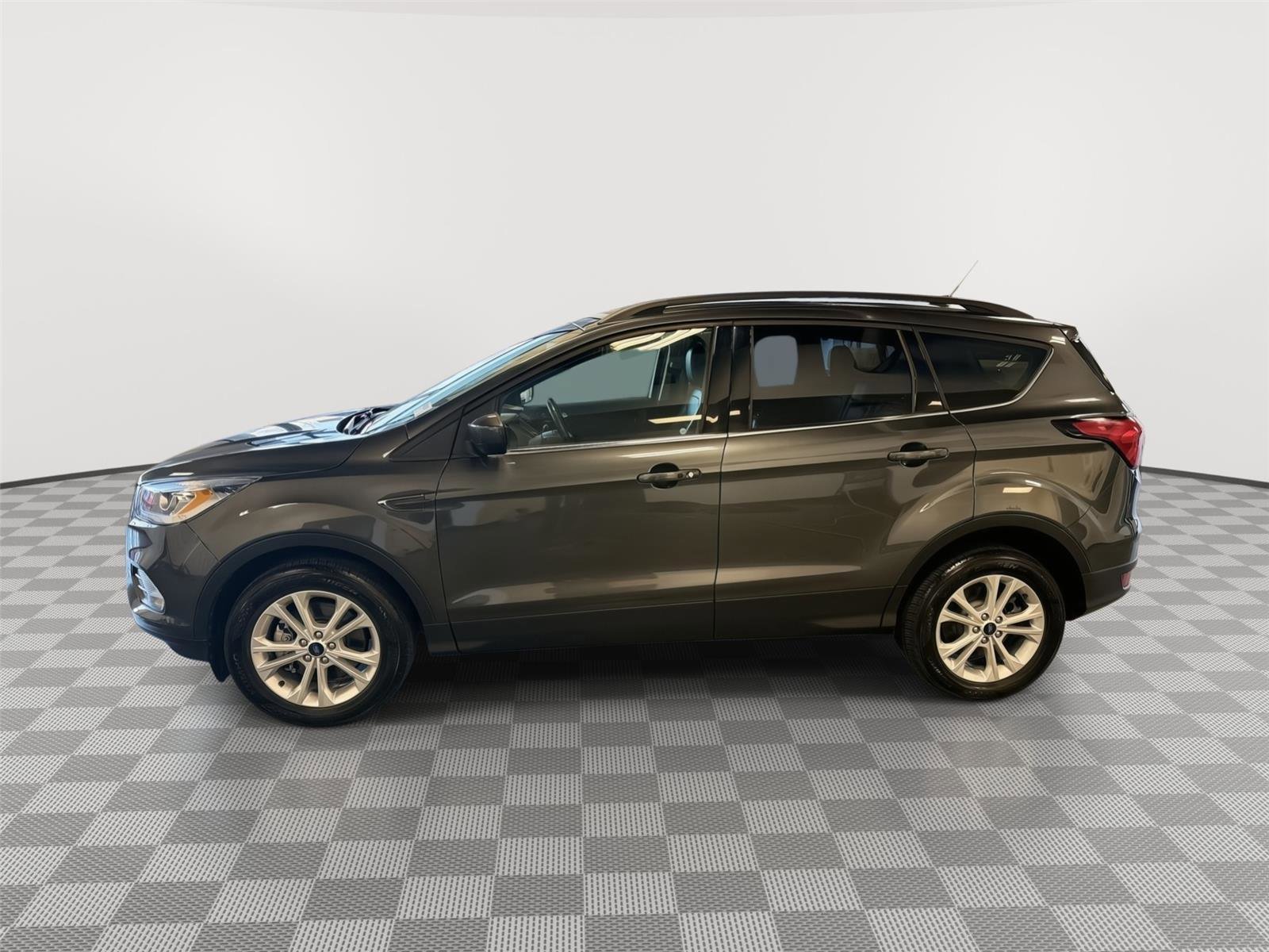 Certified 2019 Ford Escape SEL image 6