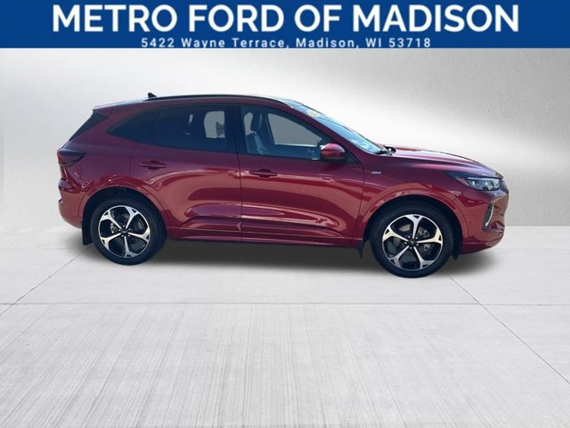 Certified 2023 Ford Escape ST-Line Elite w/ Premium Technology Package AWD/4WD image 7