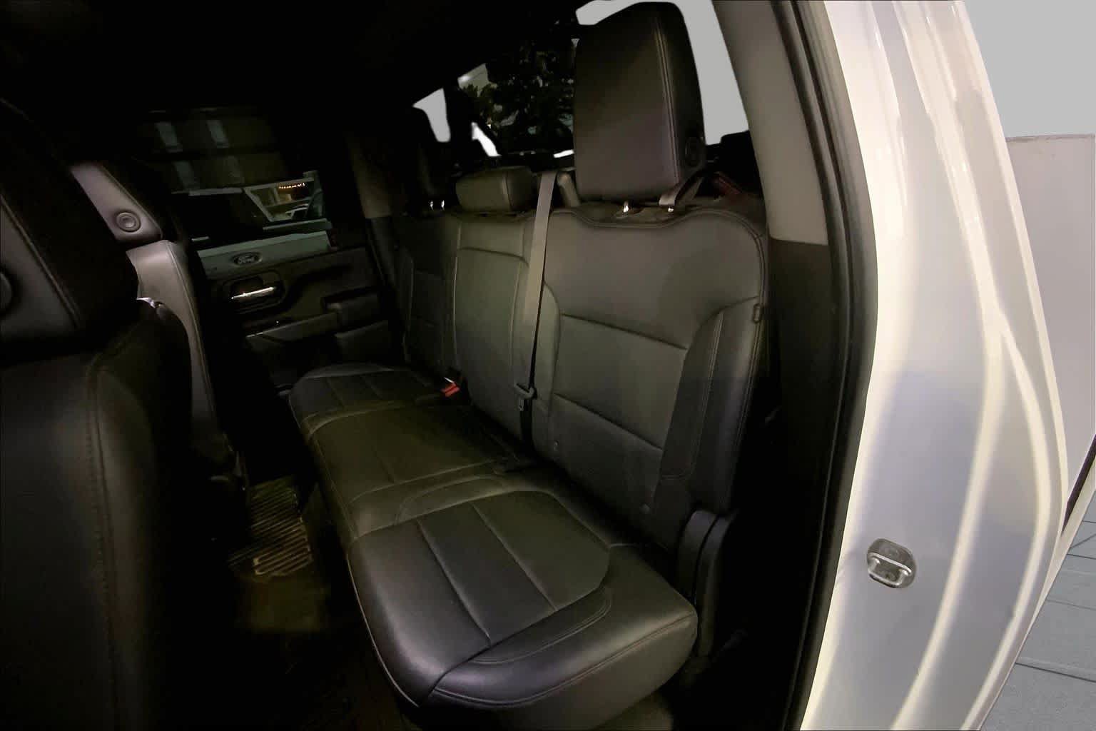 Used 2022 GMC Sierra 2500 Pro w/ Convenience Package AWD/4WD image 18