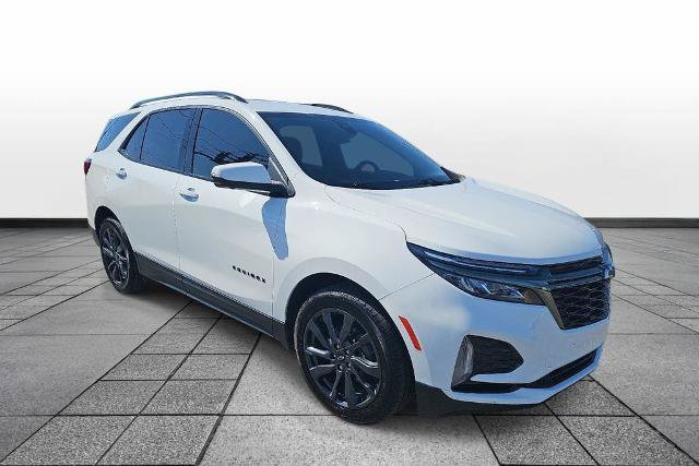 Used 2022 Chevrolet Equinox RS w/ Infotainment Package FWD image 3