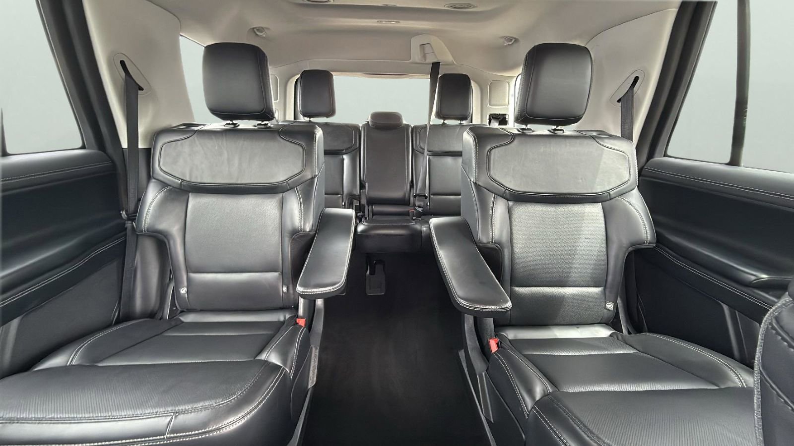 Certified 2025 Ford Expedition Platinum AWD/4WD image 26