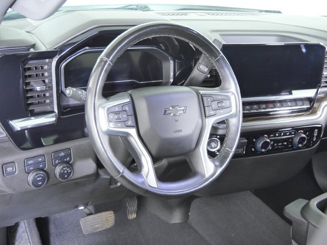 Used 2024 Chevrolet Silverado 1500 RST AWD/4WD image 20
