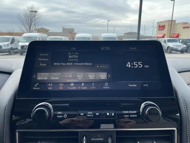 Used 2021 Nissan Armada SL image 28