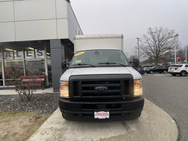 Certified 2022 Ford E-350 and Econoline 350 Super Duty image 9