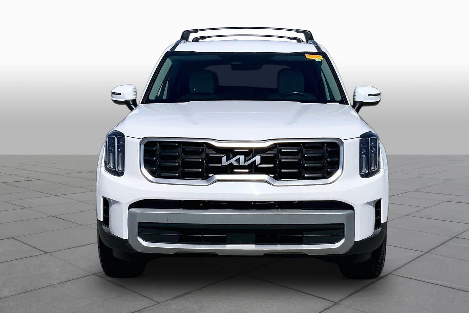 Used 2024 Kia Telluride S FWD image 6