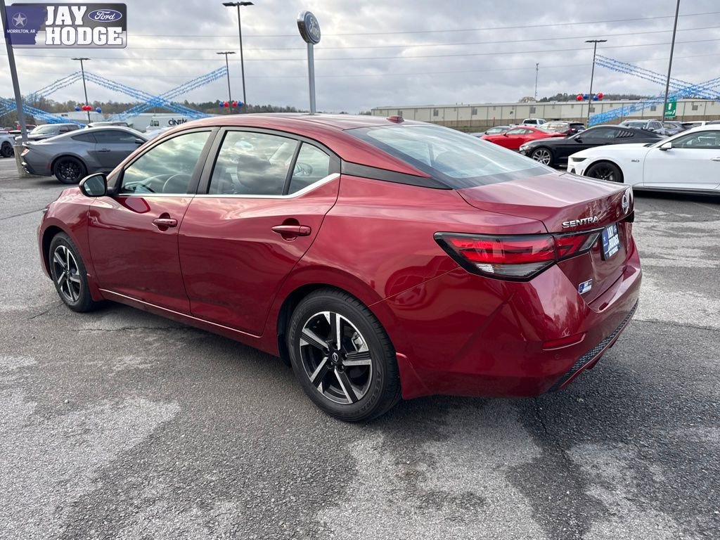 Used 2024 Nissan Sentra SV w/ Lighting Package image 4