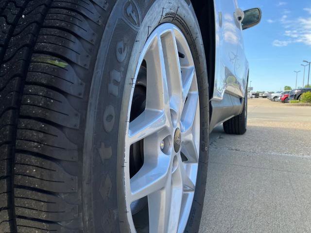Certified 2024 Ford Edge SEL w/ Convenience Package AWD/4WD image 10