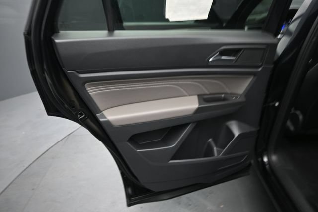 Used 2022 Volkswagen Atlas Cross Sport SE AWD/4WD image 22