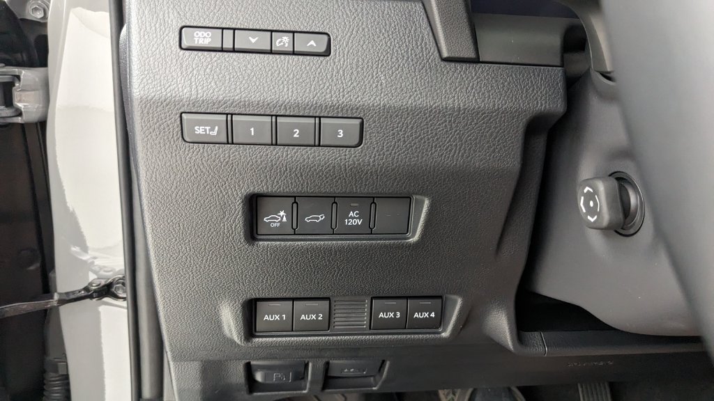 Used 2025 Lexus GX 550 AWD/4WD image 22